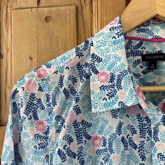 Women's Talbots Small Floral Printed Blouse Button Front Top Blue Pink White - Picture 4 of 10